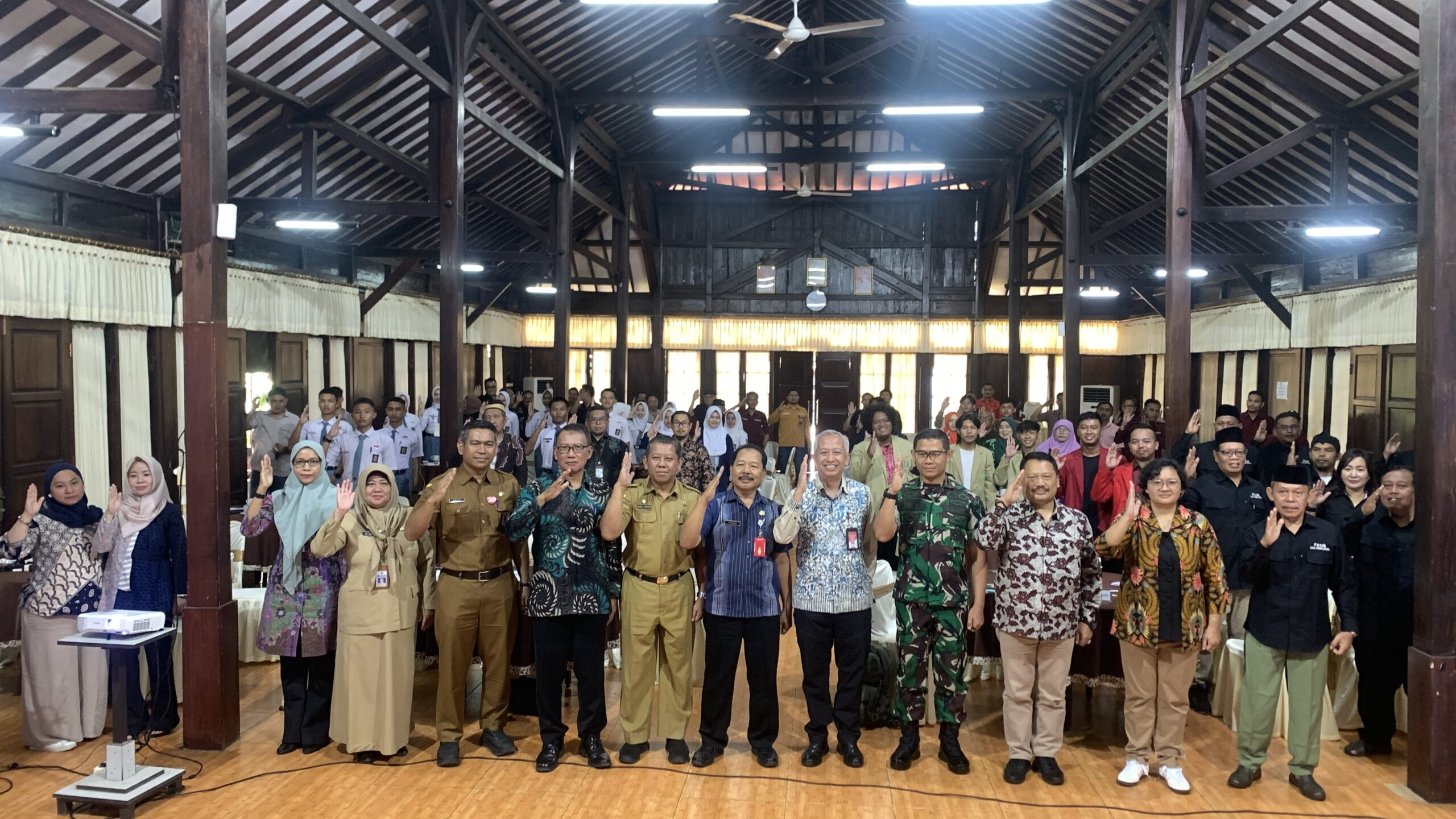 Membangun Disiplin Hukum